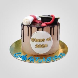 Graduation Drip Cake