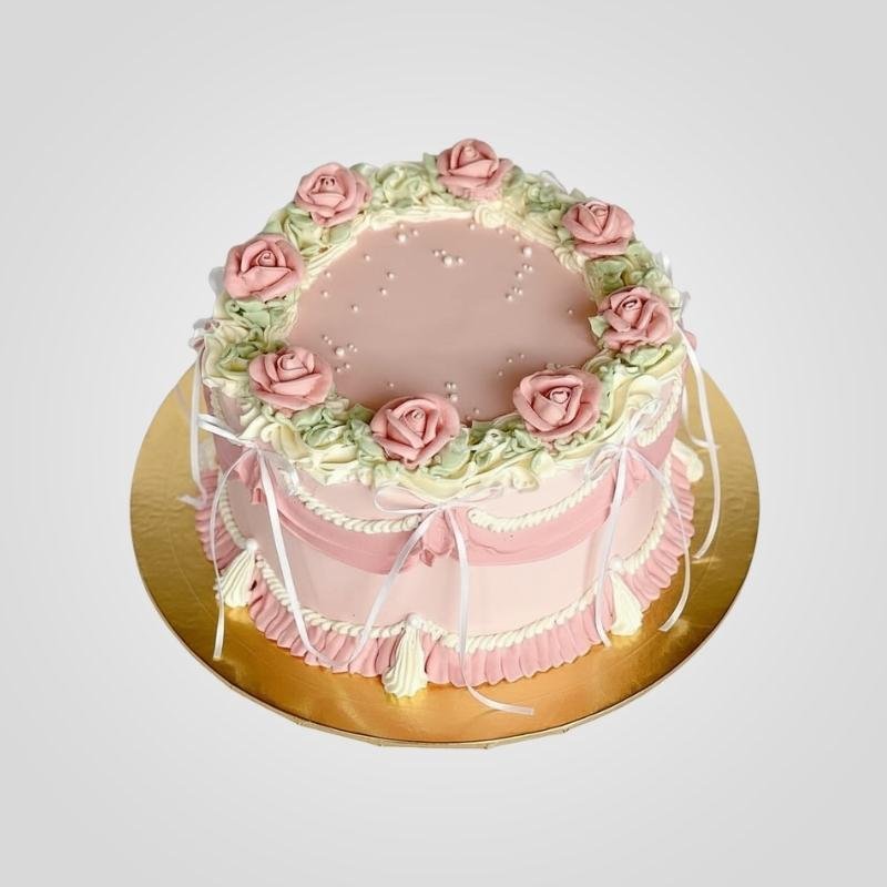 Vintage Ribbon Lambeth Cake Vintage Ribbon Lambeth Cake